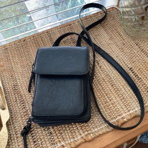 Accessory Works Black Crossbody Travel School Wallet Bag